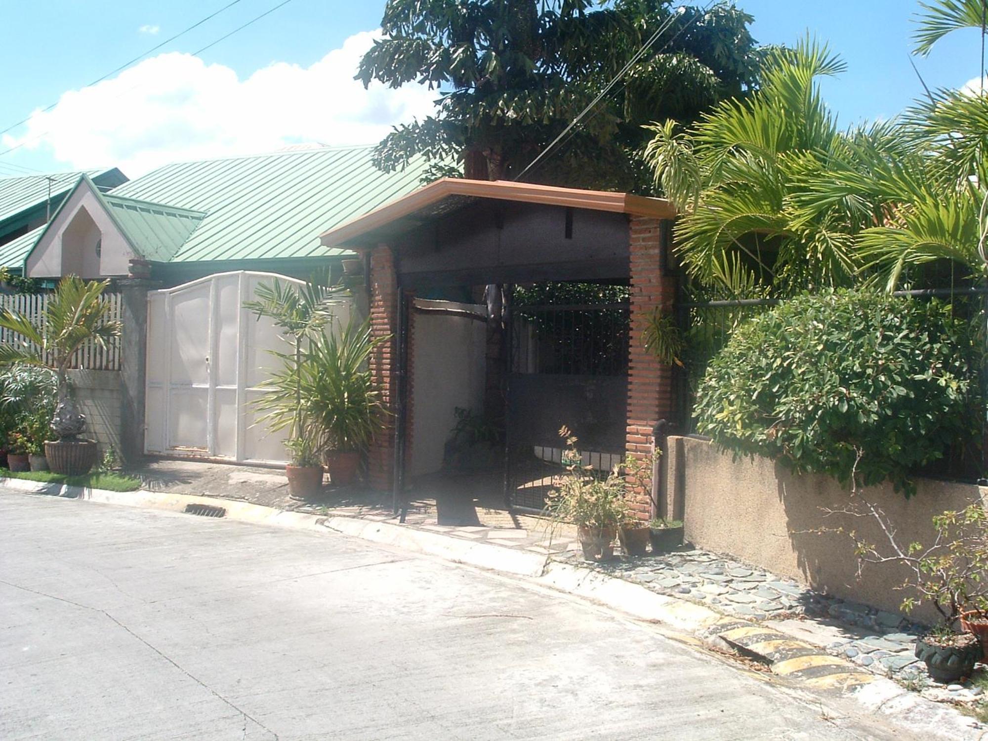 Mactan Cebu House Villa Exterior photo